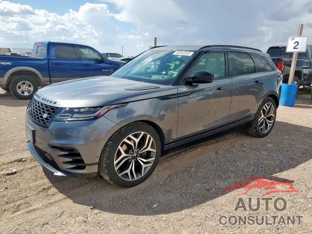 LAND ROVER RANGEROVER 2018 - SALYM2RV8JA739185