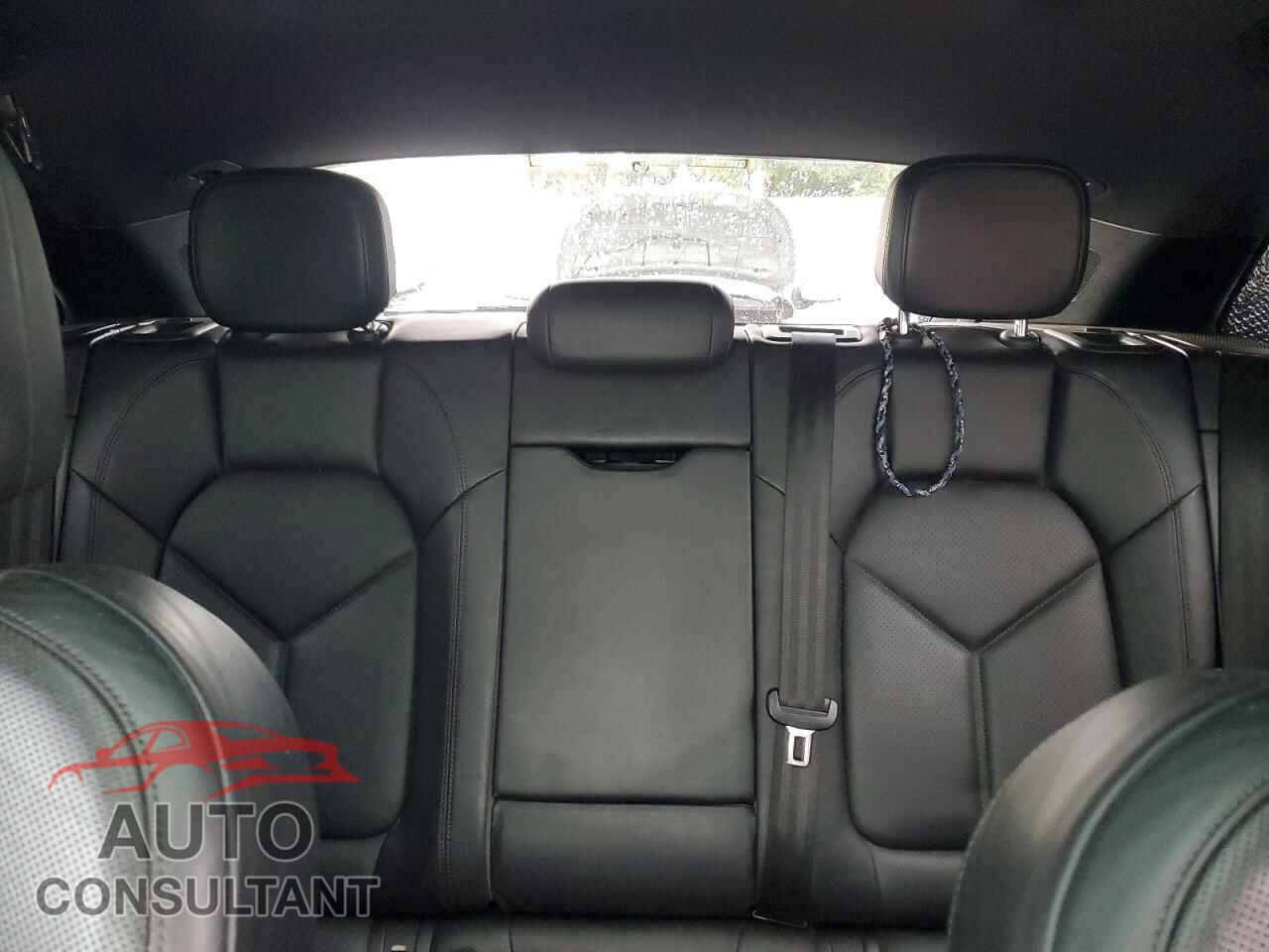 PORSCHE MACAN 2015 - WP1AB2A57FLB70043