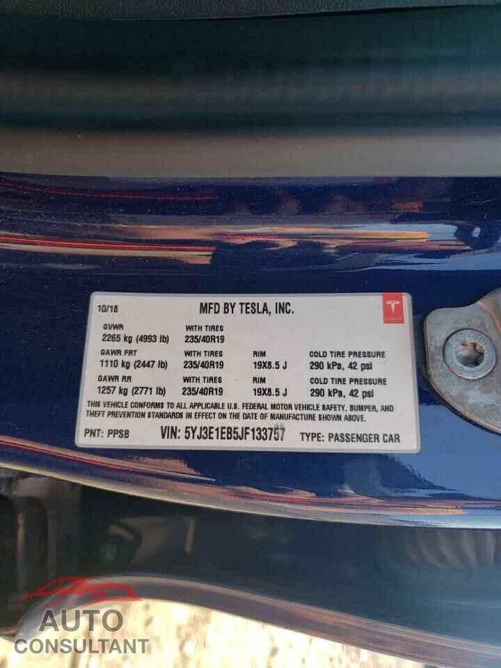 TESLA MODEL 3 2018 - 5YJ3E1EB5JF133757