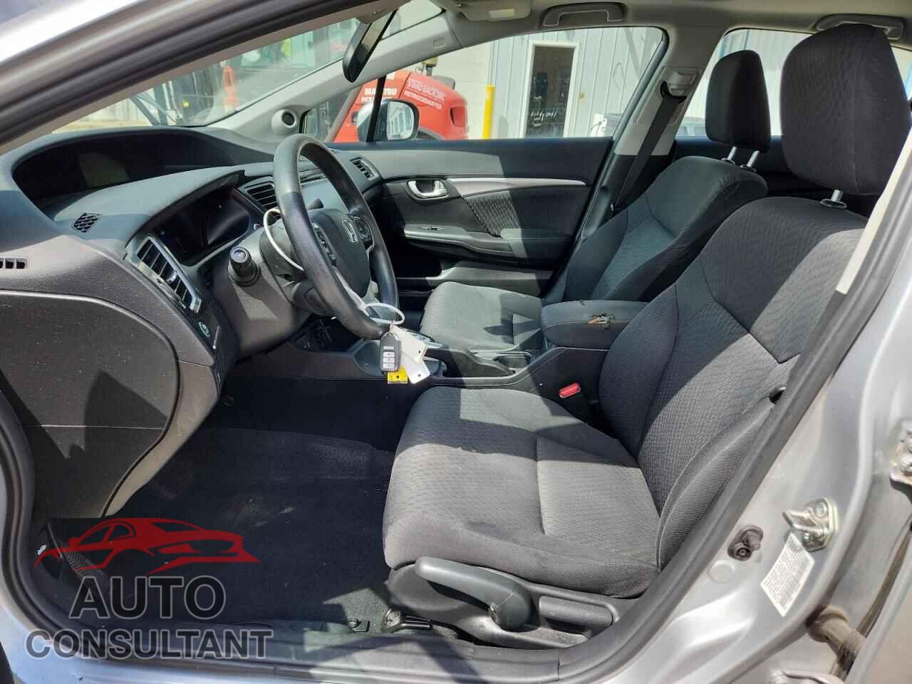 HONDA CIVIC 2015 - 19XFB2F8XFE057464