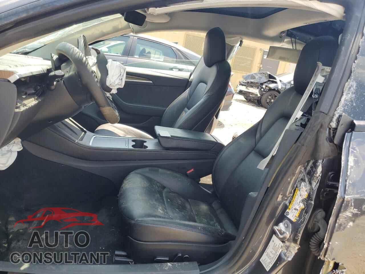 TESLA MODEL 3 2022 - 5YJ3E1EAXNF189366