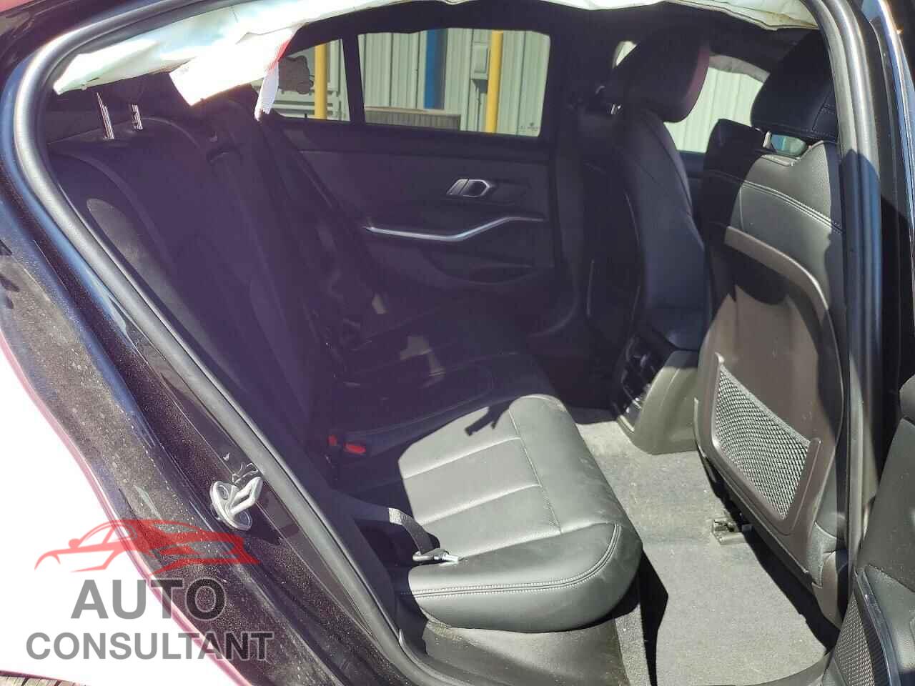 BMW 3 SERIES 2023 - 3MW69FF08P8C81679