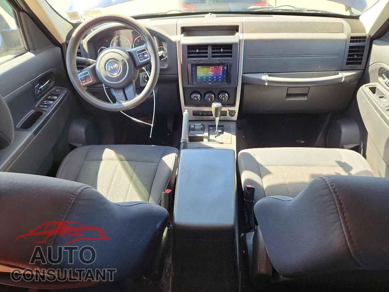 JEEP LIBERTY 2011 - 1J4PN2GK8BW524039