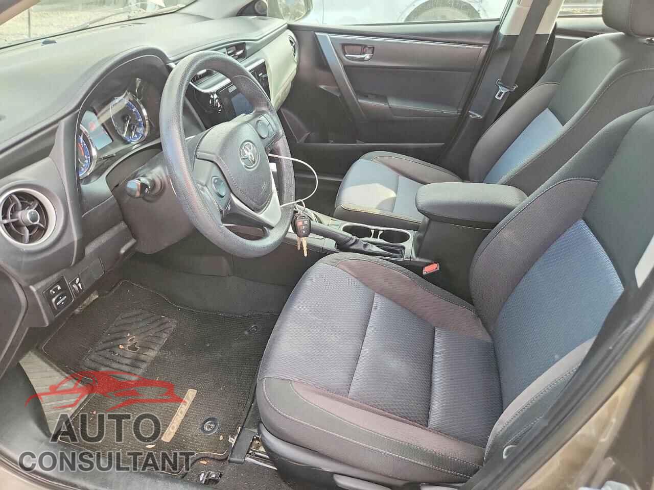 TOYOTA COROLLA 2017 - 5YFBURHE6HP698312