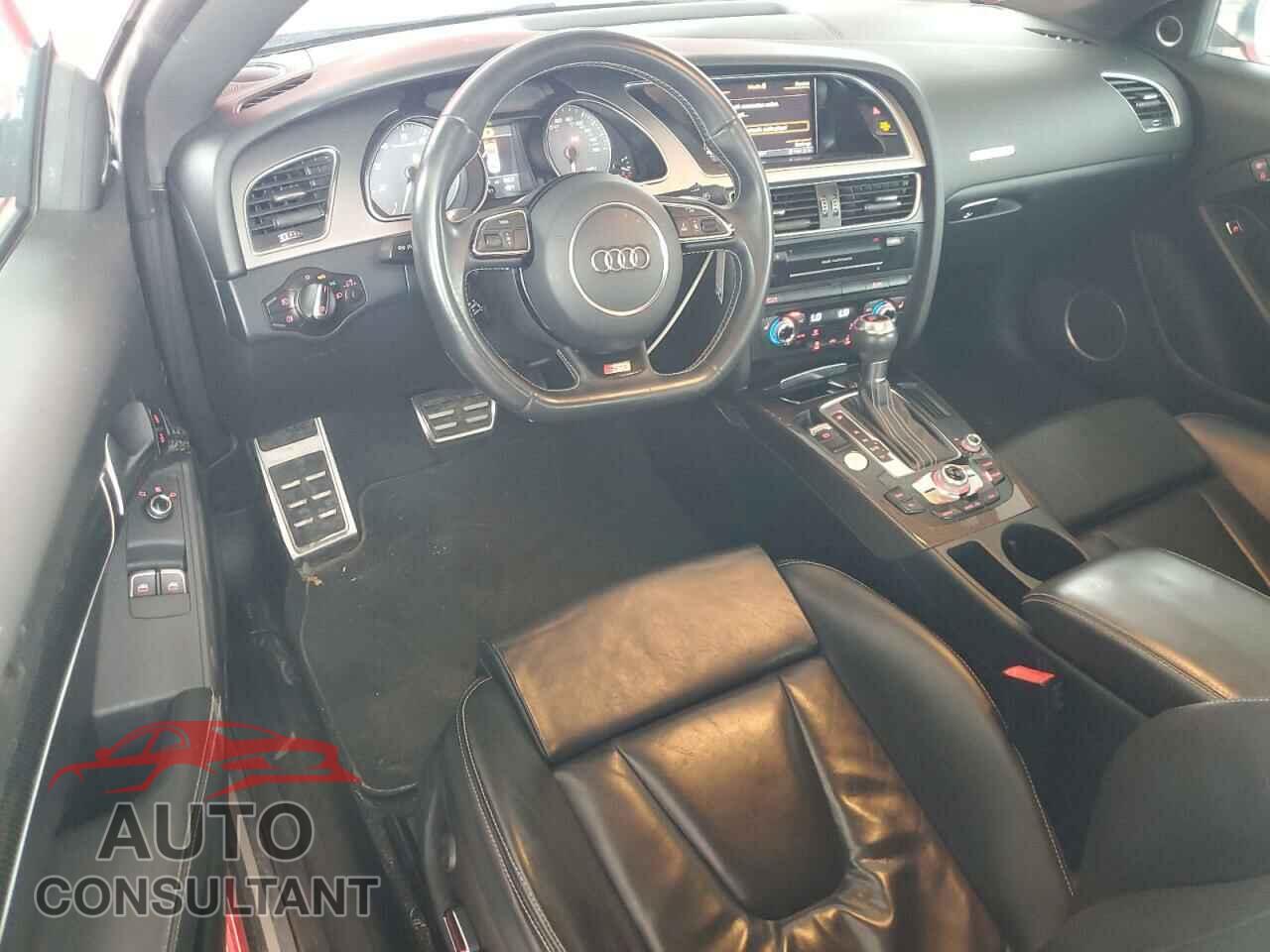 AUDI S5/RS5 2013 - WAUCGAFR5DA034548