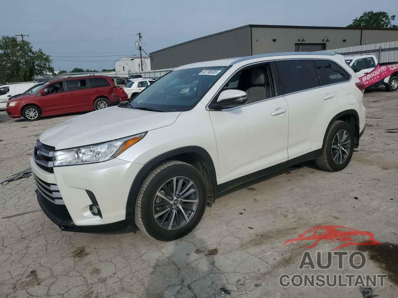 TOYOTA HIGHLANDER 2019 - 5TDJZRFH5KS917107