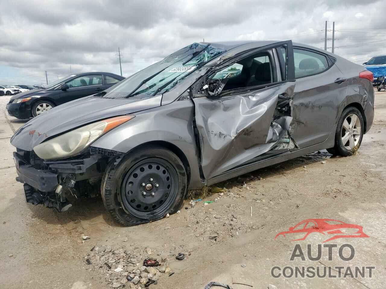 HYUNDAI ELANTRA 2013 - 5NPDH4AE5DH290837