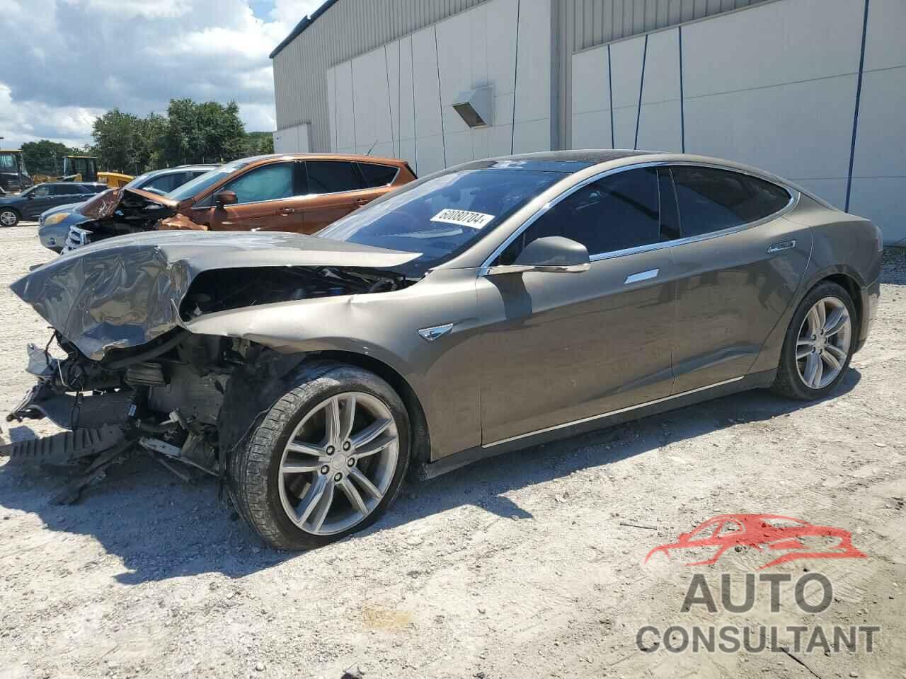 TESLA MODEL S 2016 - 5YJSA1E24GF131563