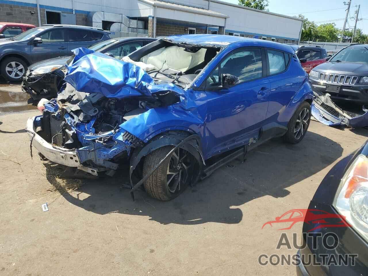 TOYOTA C-HR 2018 - NMTKHMBX8JR014812