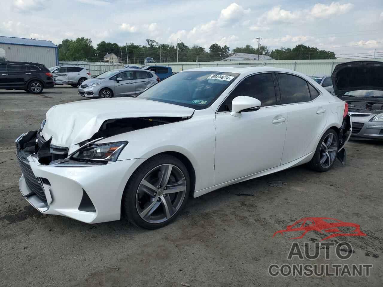 LEXUS IS 2019 - JTHC81D20K5038677