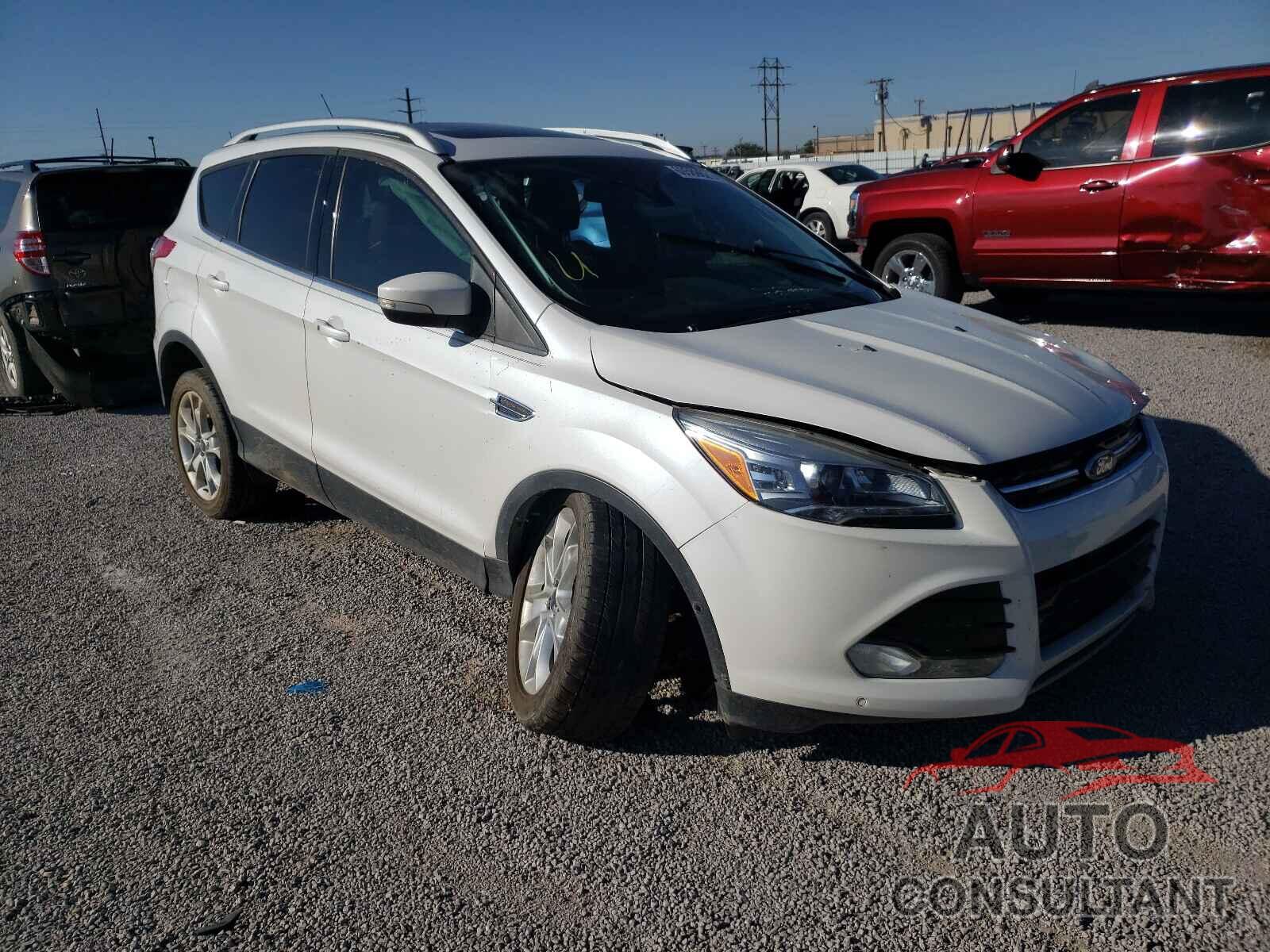 FORD ESCAPE 2016 - 1FMCU0JX1GUC44106