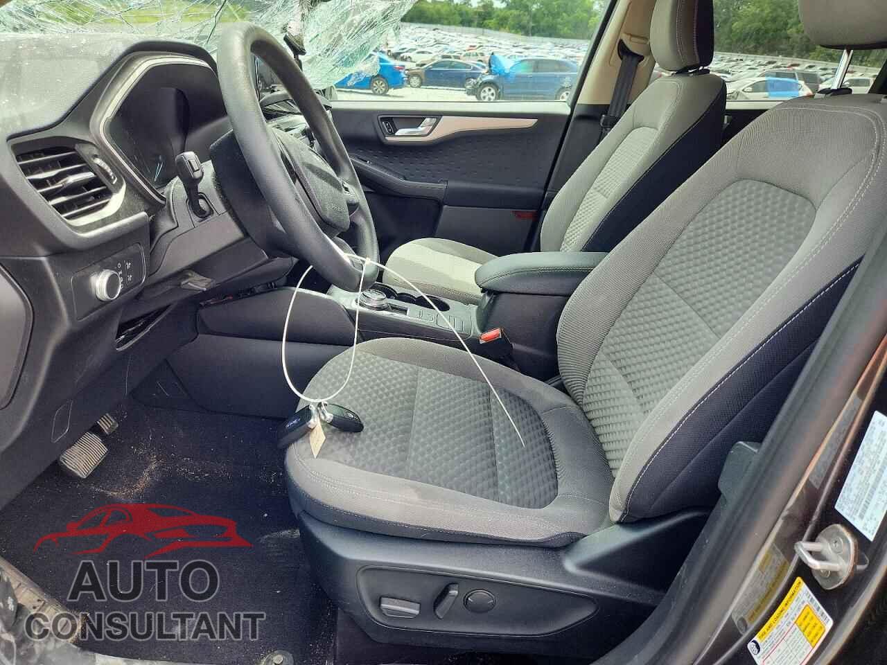 FORD ESCAPE 2020 - 1FMCU0G6XLUA22429