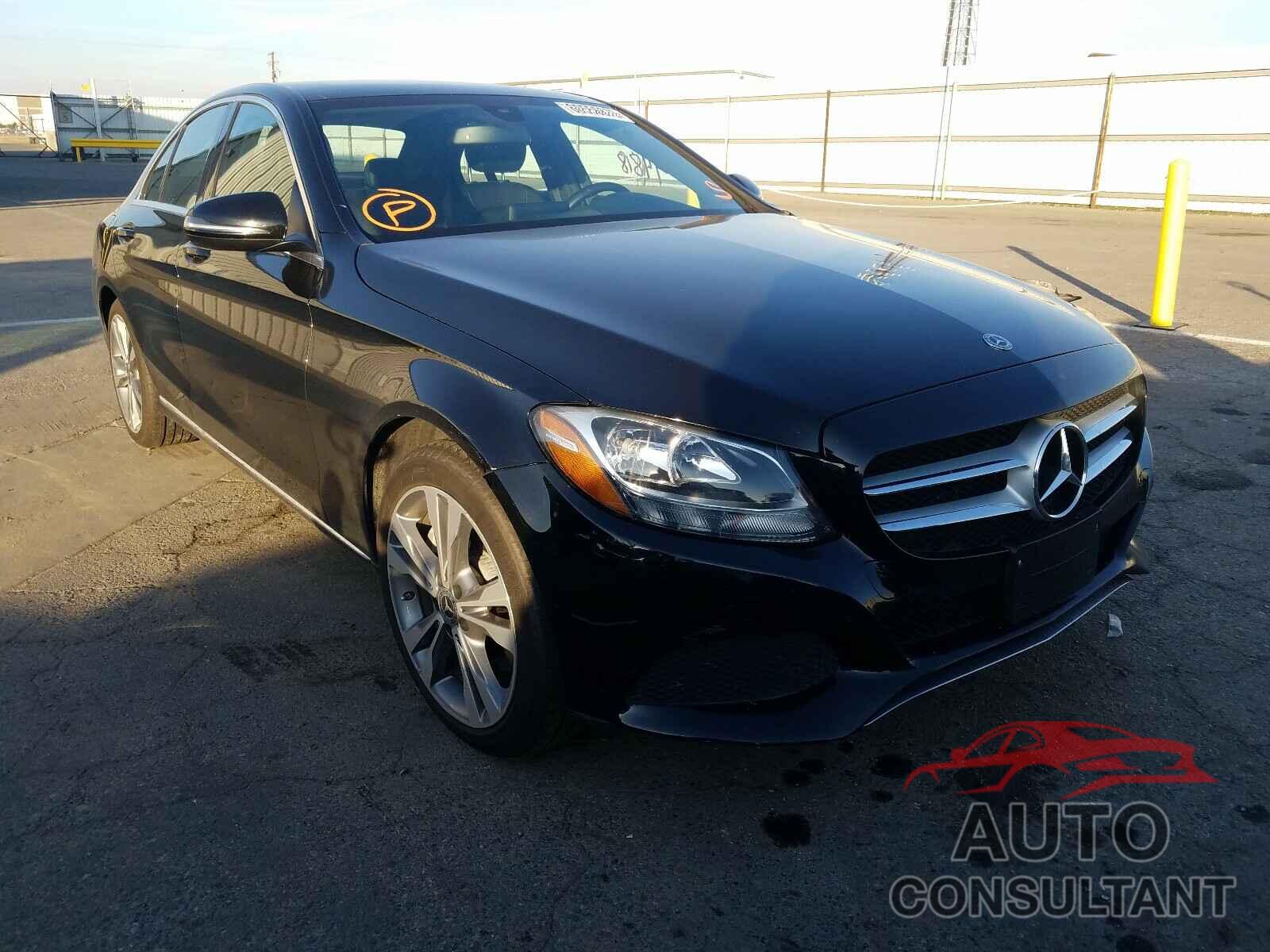 MERCEDES-BENZ C CLASS 2018 - 55SWF4JB0JU247214