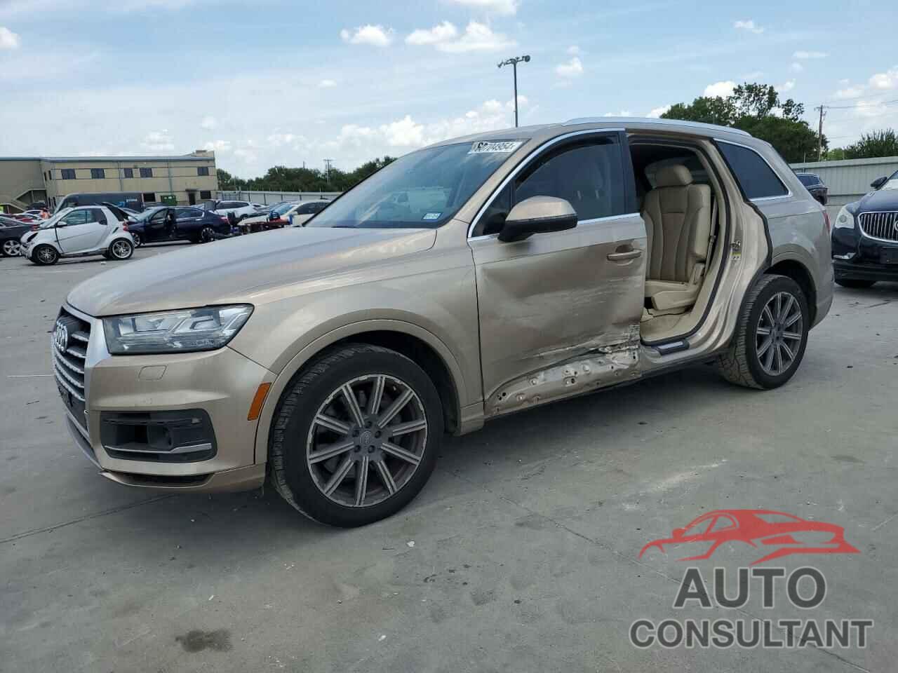 AUDI Q7 2018 - WA1LAAF71JD011985