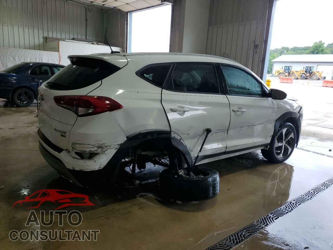 HYUNDAI TUCSON 2017 - KM8J3CA24HU383616