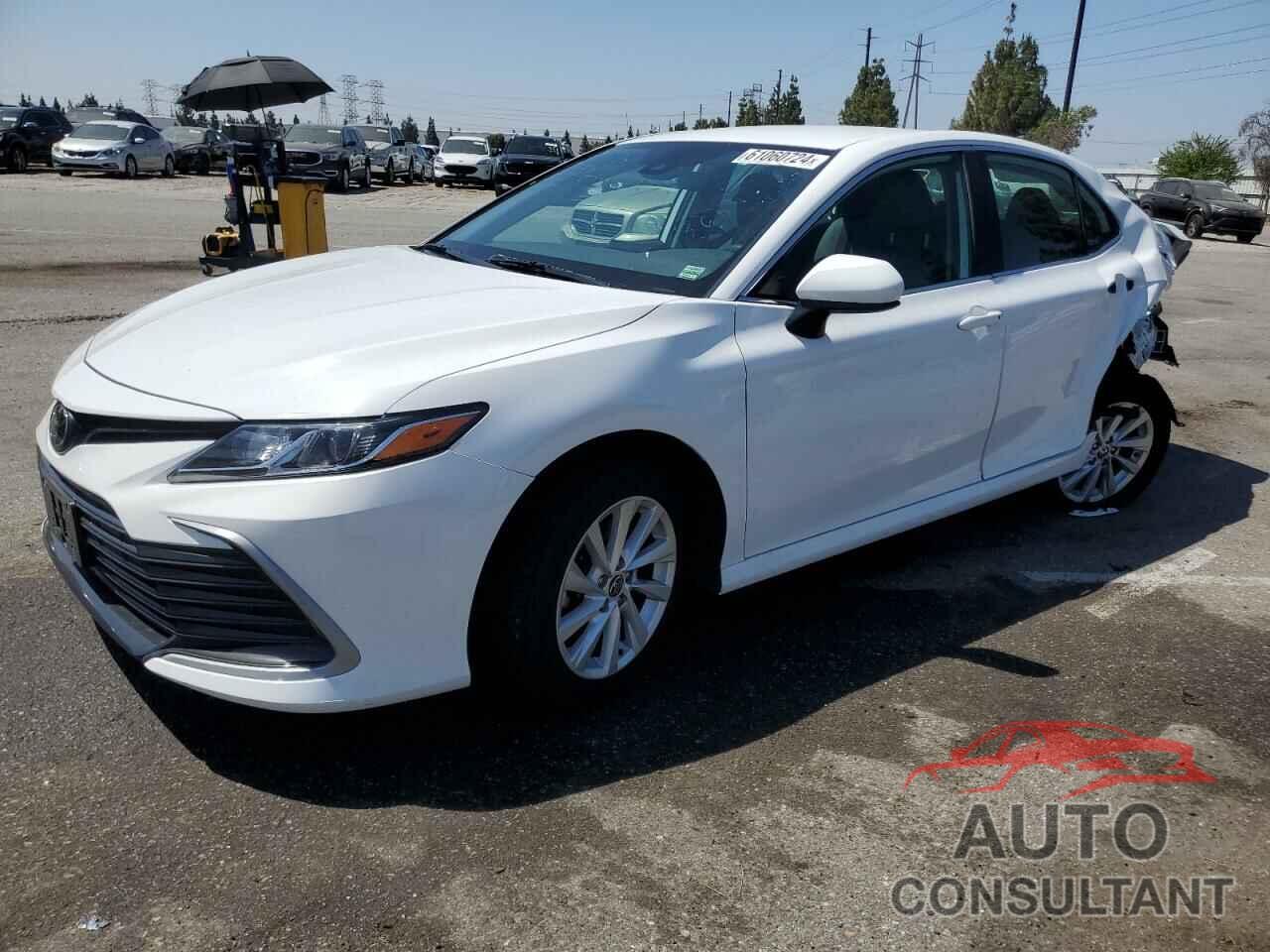 TOYOTA CAMRY 2021 - 4T1C11AK4MU534659