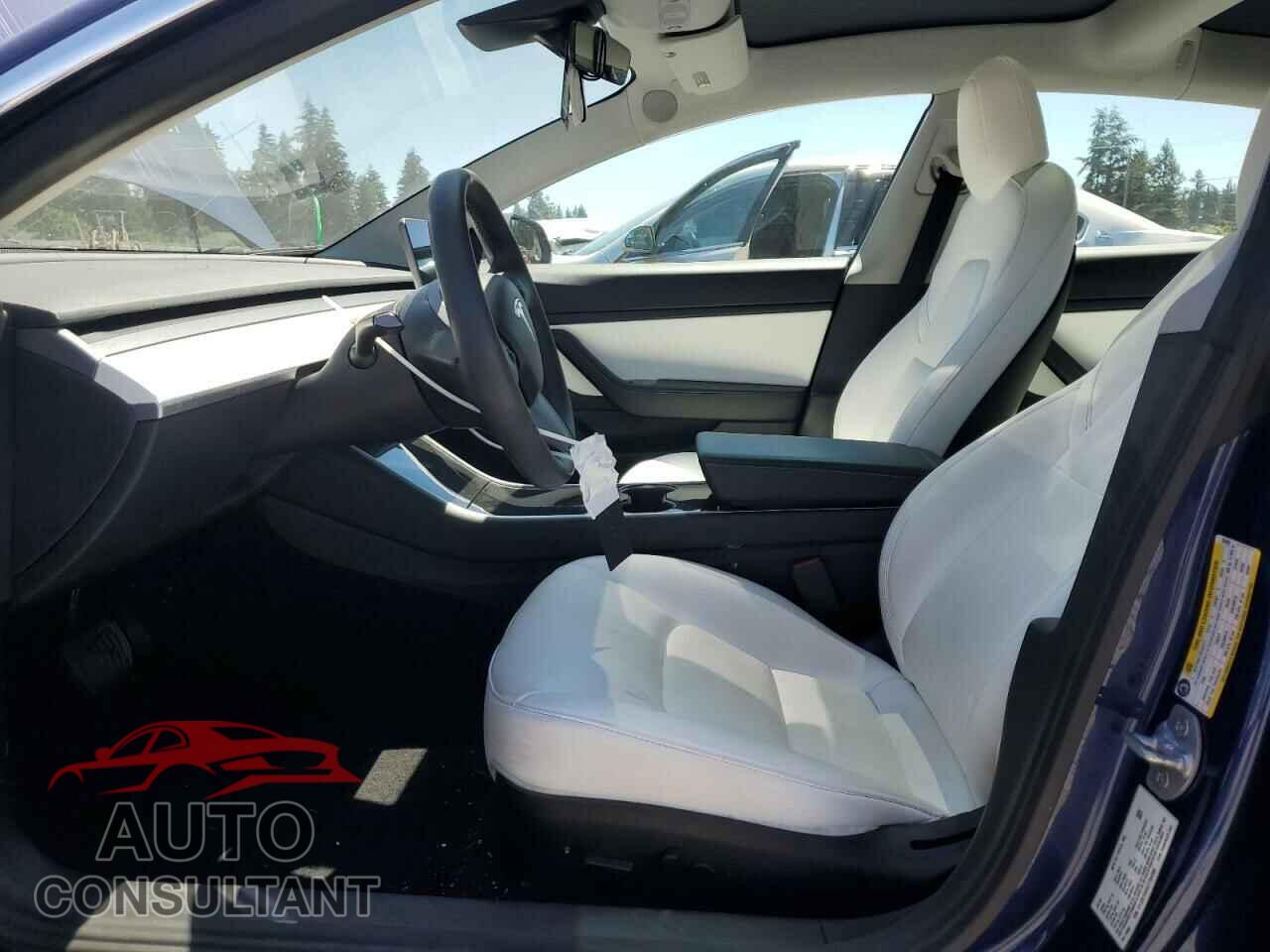 TESLA MODEL 3 2020 - 5YJ3E1EA5LF784395