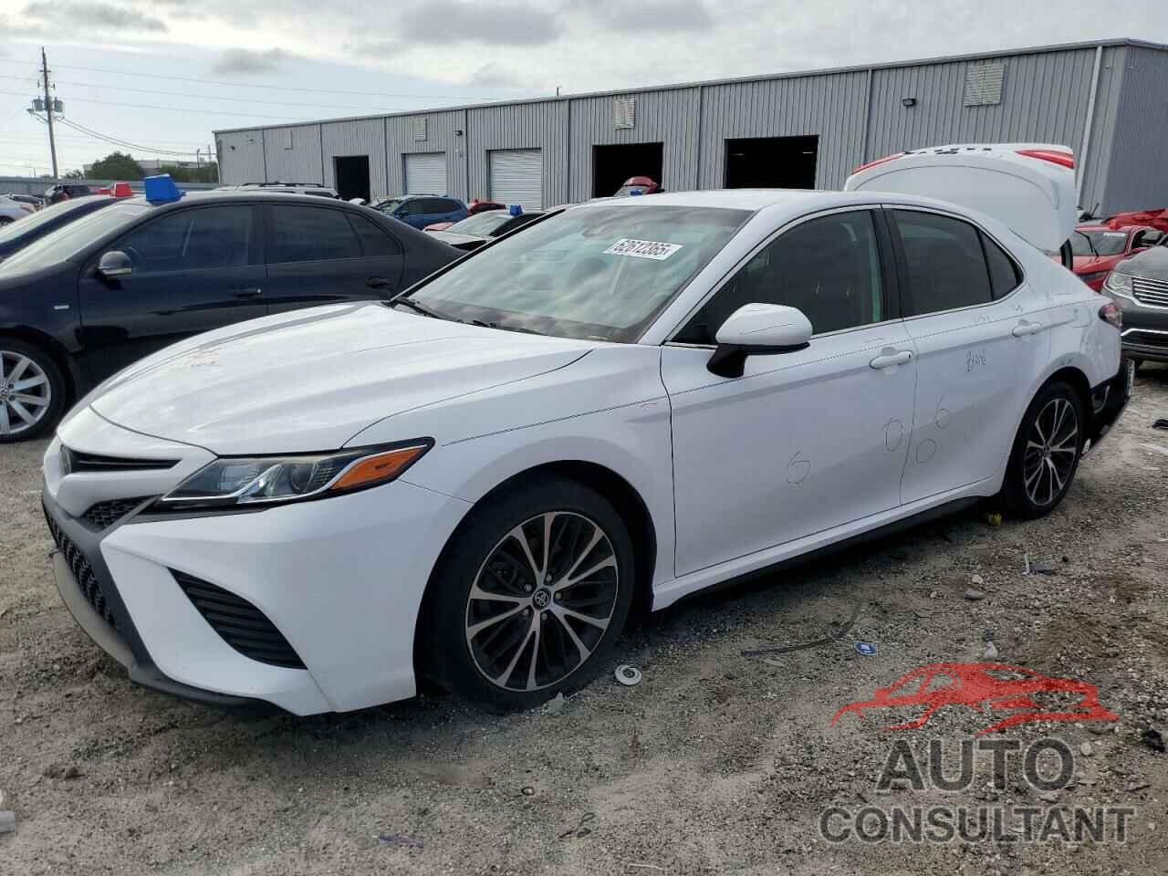 TOYOTA CAMRY 2020 - 4T1G11AK5LU883510