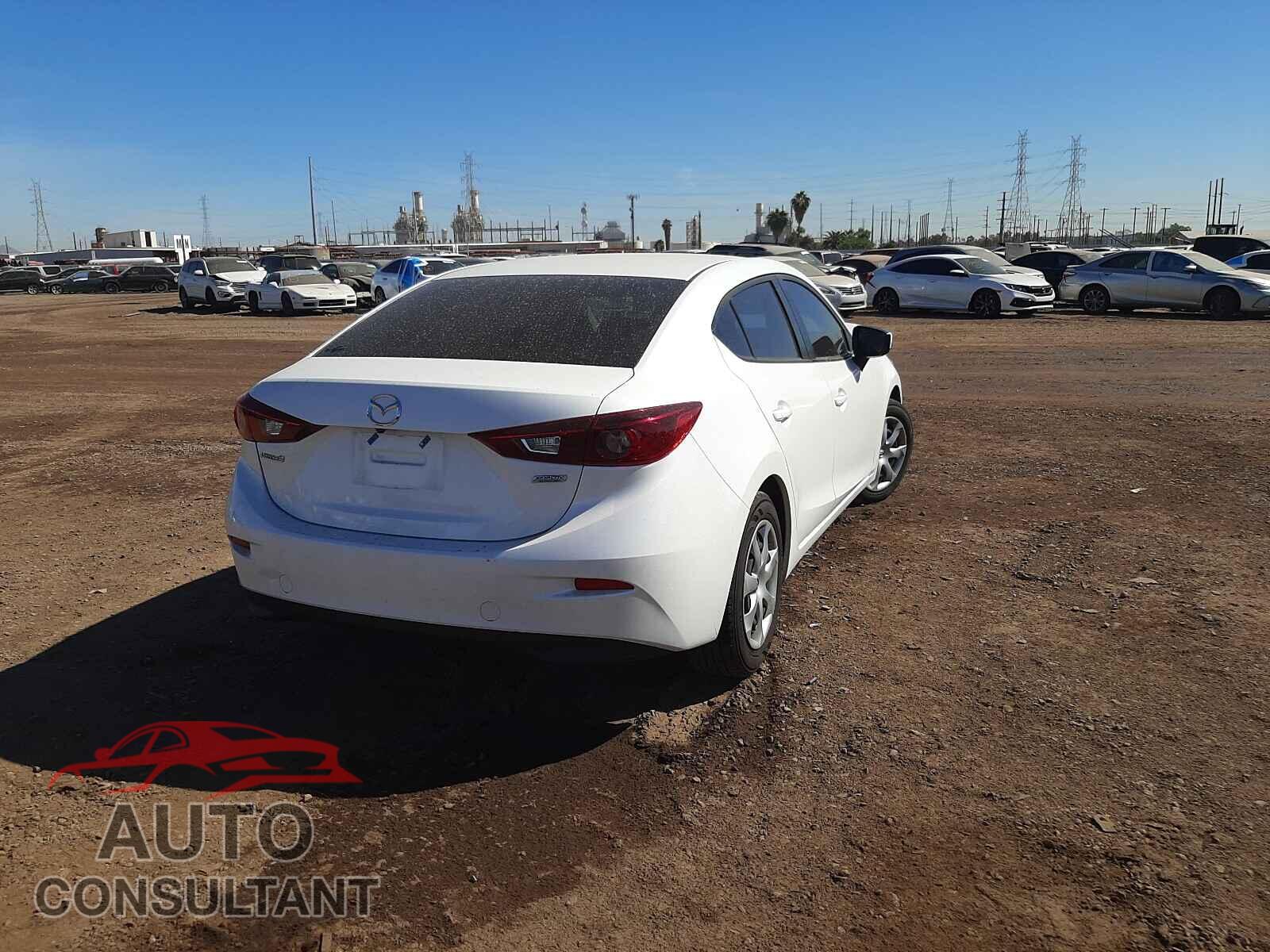MAZDA 3 2017 - 3MZBN1U74HM137651