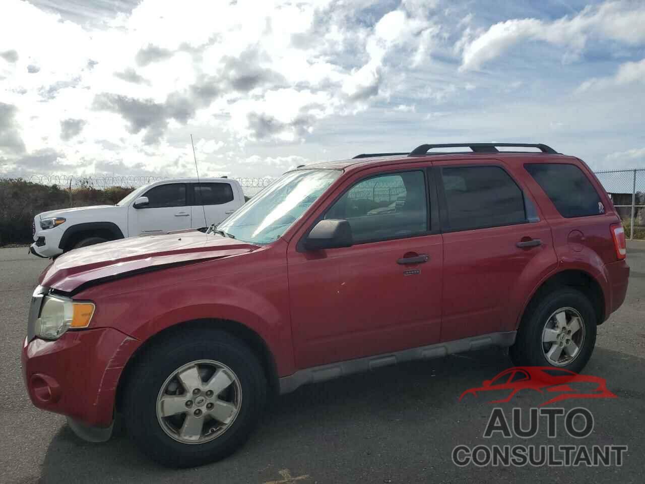 FORD ESCAPE 2011 - 1FMCU0D72BKB35007