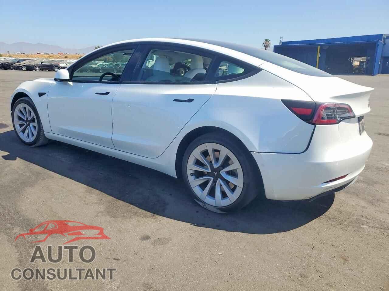 TESLA MODEL 3 2022 - 5YJ3E1EA5NF373582