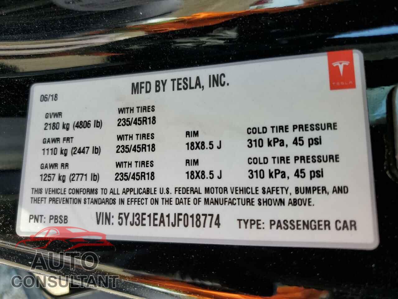 TESLA MODEL 3 2018 - 5YJ3E1EA1JF018774