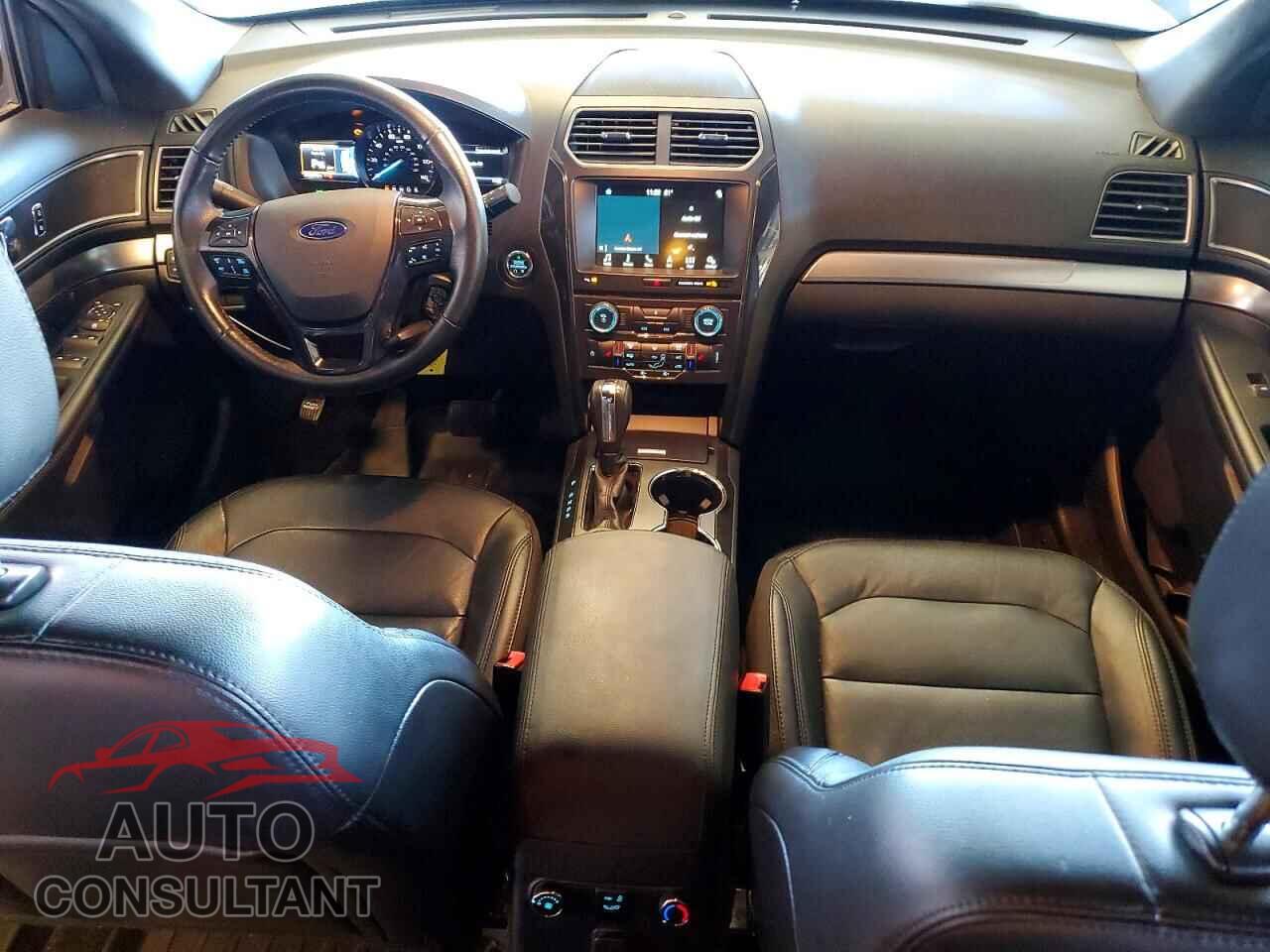 FORD EXPLORER 2018 - 1FM5K8D86JGA98521