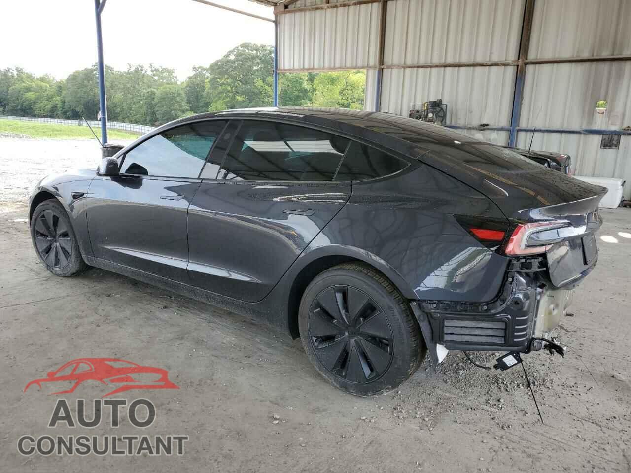 TESLA MODEL 3 2024 - 5YJ3E1EA1RF728107