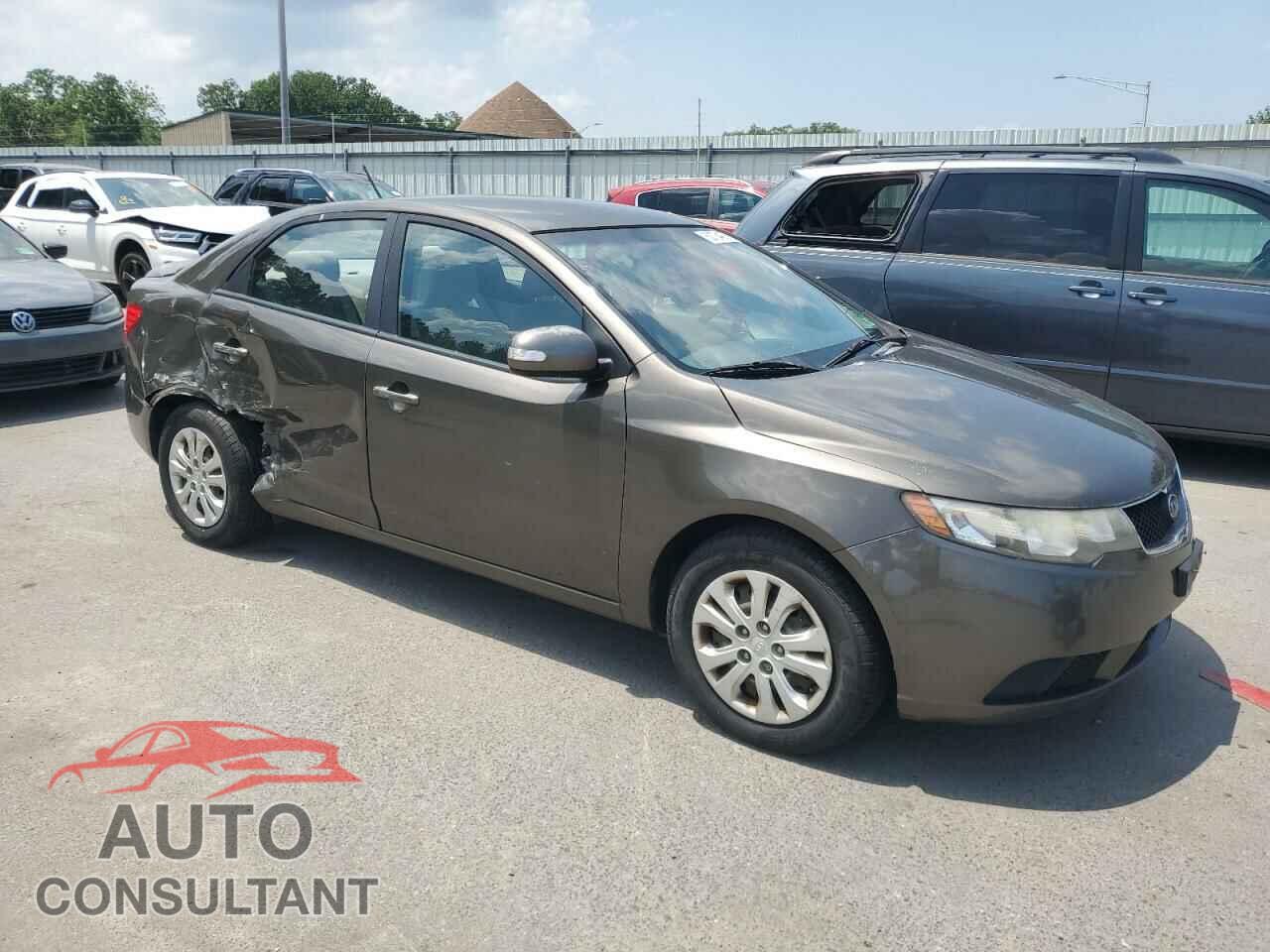 KIA FORTE 2010 - KNAFU4A25A5177201