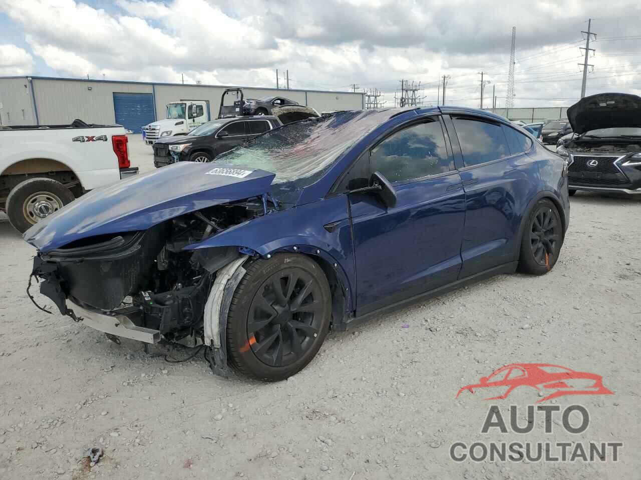 TESLA MODEL X 2022 - 7SAXCBE62NF353186