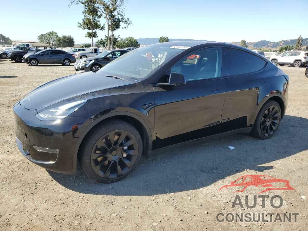 TESLA MODEL Y 2023 - 7SAYGDEE2PA078172