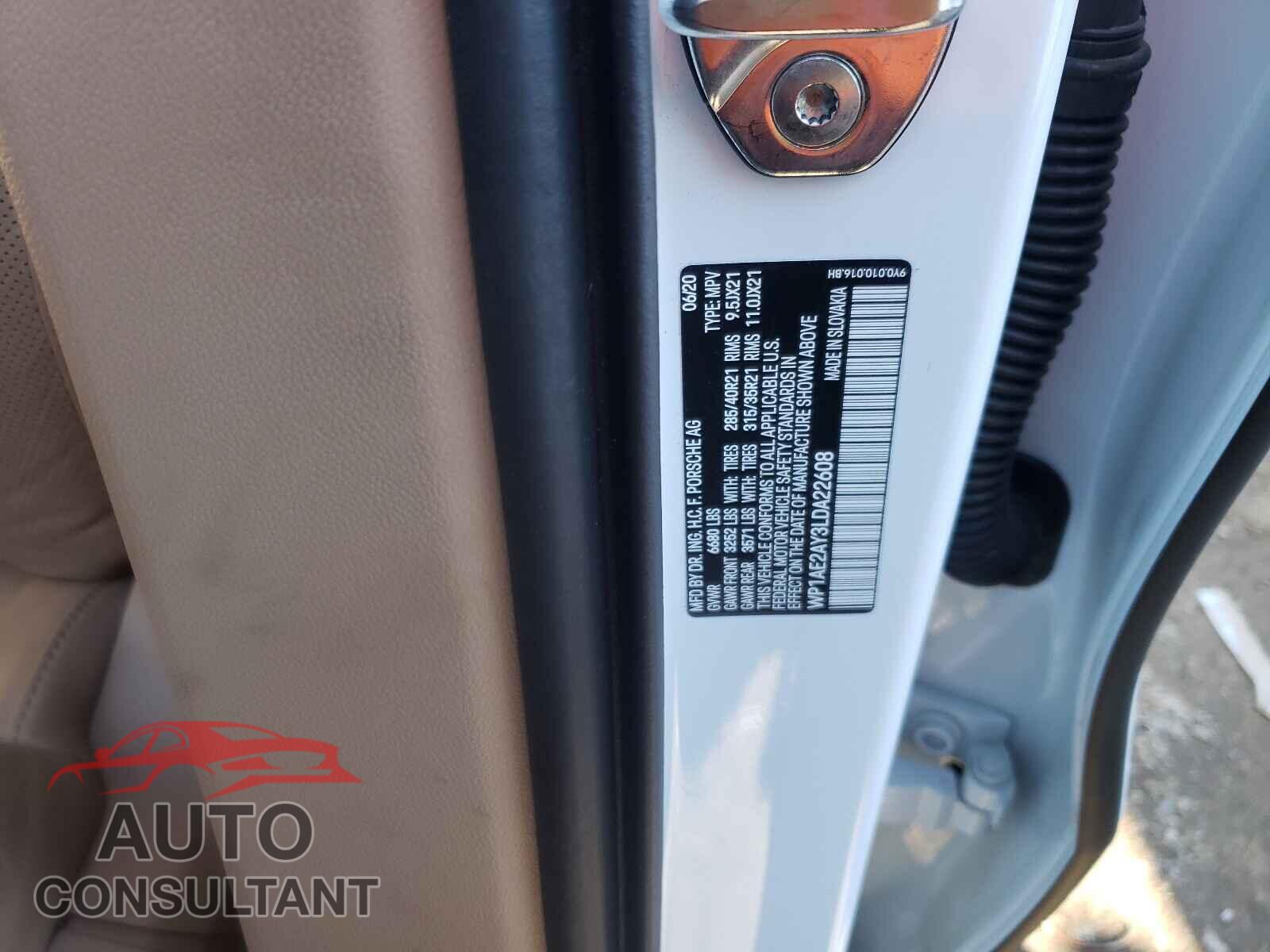PORSCHE CAYENNE 2020 - WP1AE2AY3LDA22608