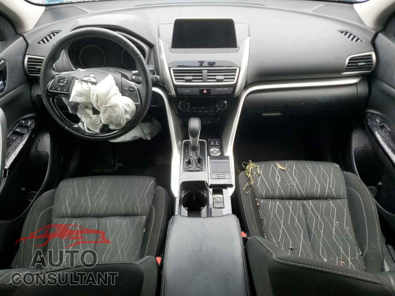 MITSUBISHI ECLIPSE 2018 - JA4AT5AA8JZ038017