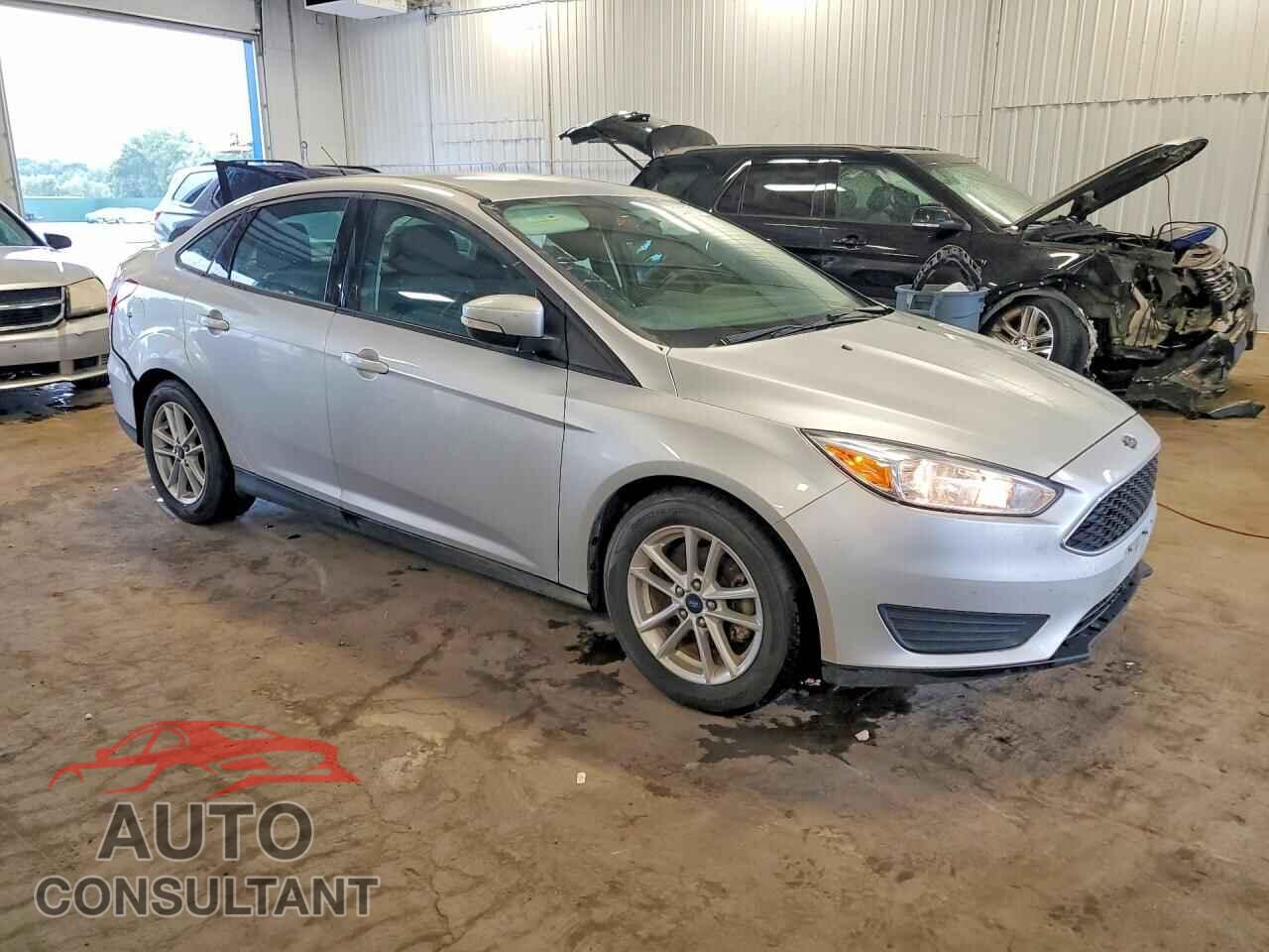 FORD FOCUS 2018 - 1FADP3FE4JL236352