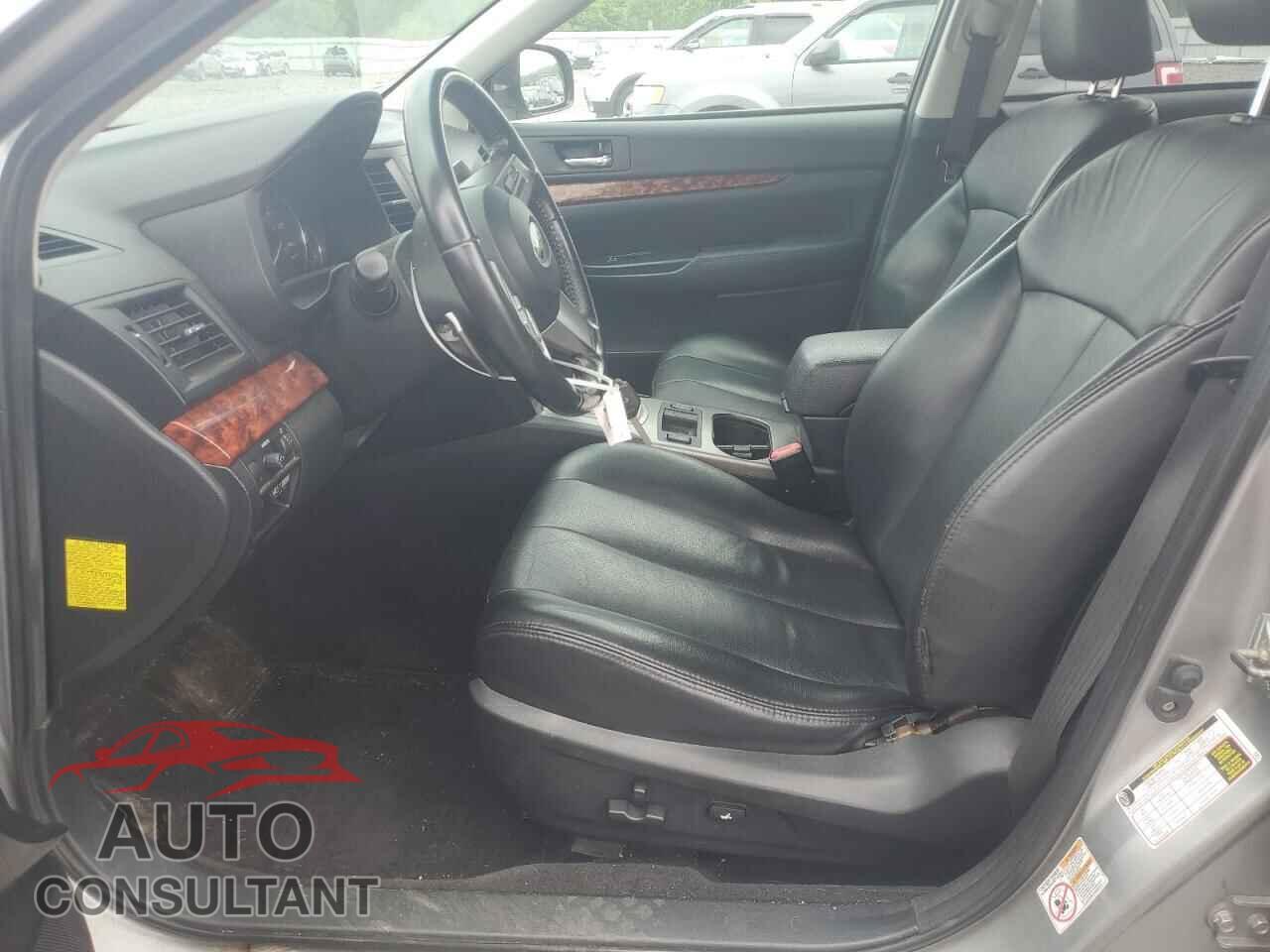 SUBARU OUTBACK 2011 - 4S4BRBKC4B3342565
