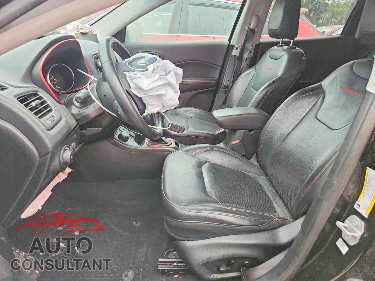 JEEP COMPASS 2020 - 3C4NJDDB5LT101631