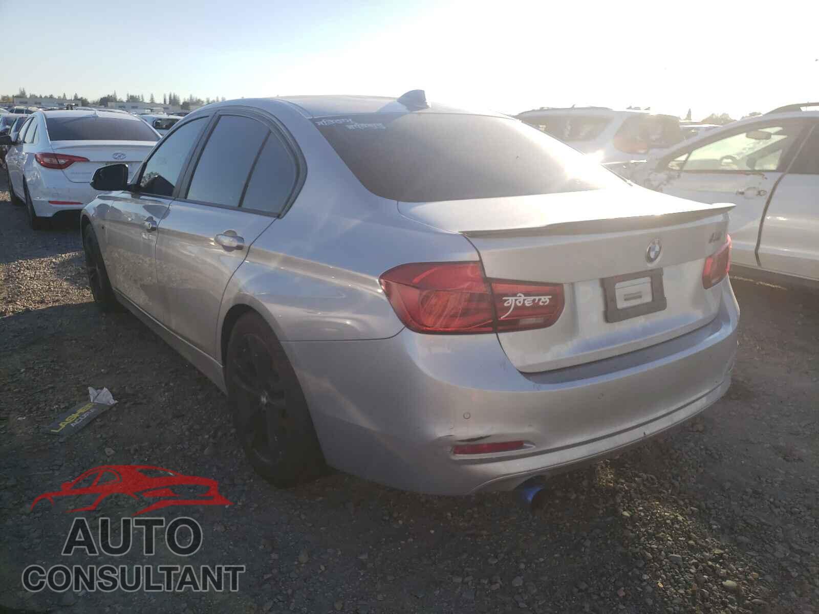 BMW 3 SERIES 2016 - WBA8E1G57GNU10879