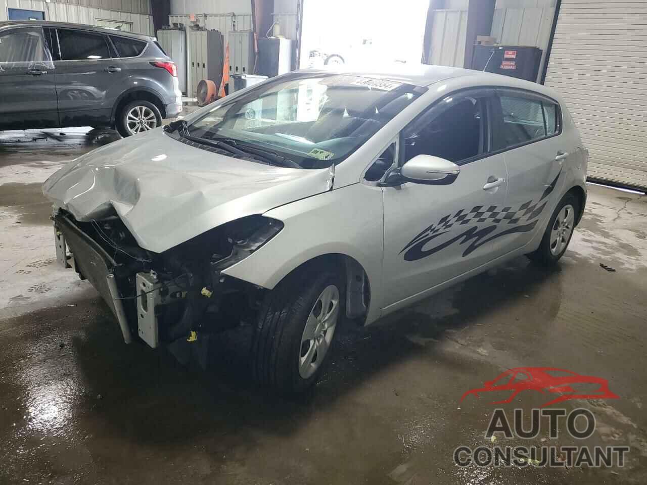 KIA FORTE 2017 - KNAFK5A88H5679338