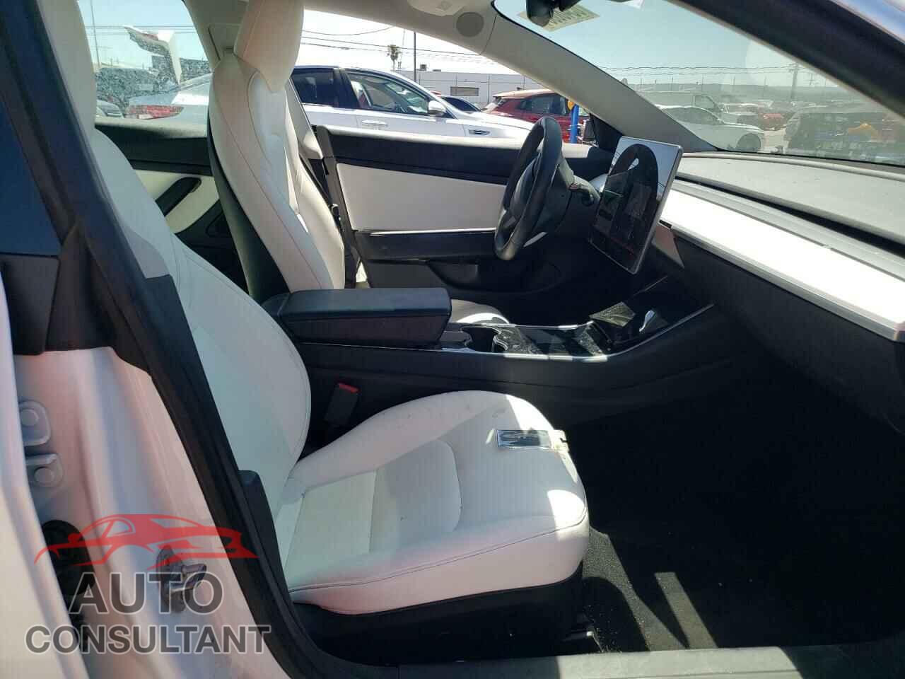 TESLA MODEL 3 2019 - 5YJ3E1EA5KF407600