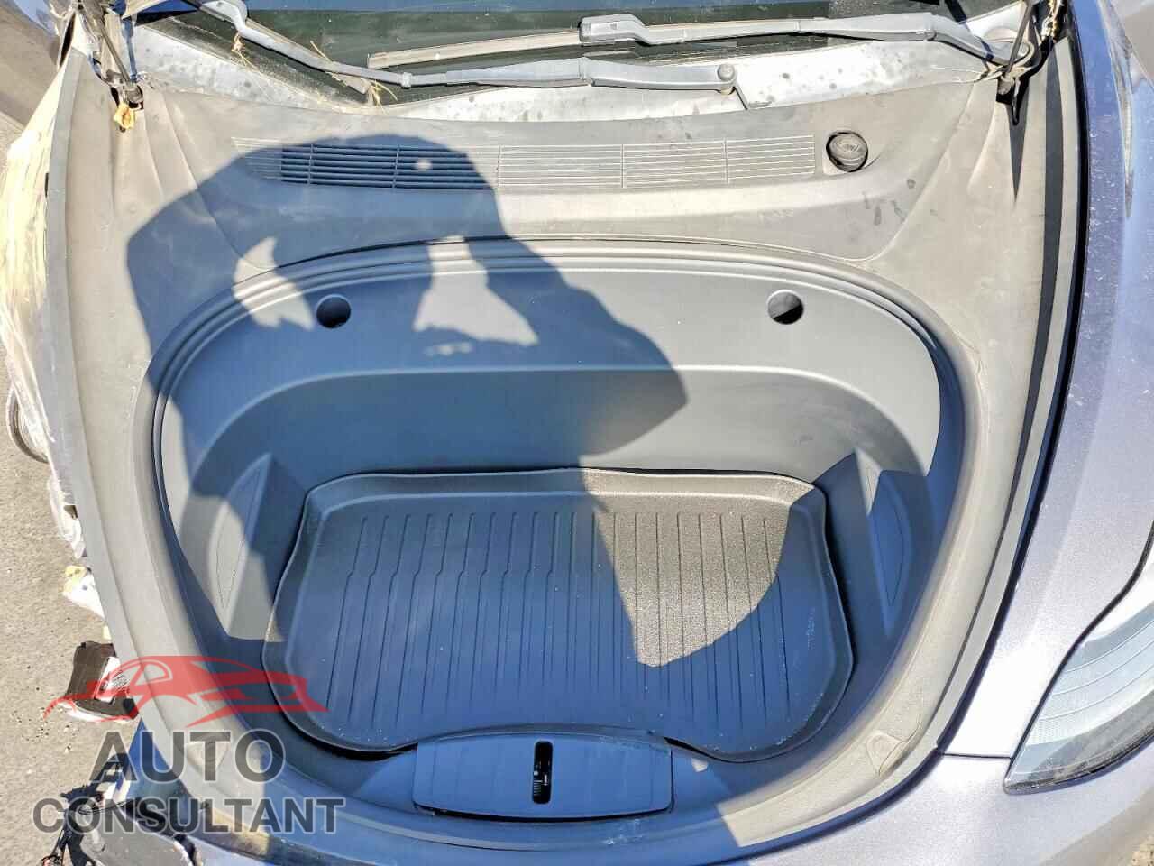 TESLA MODEL 3 2021 - 5YJ3E1EA2MF996897