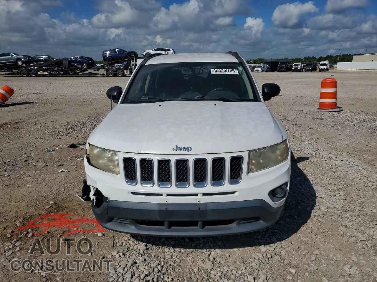 JEEP COMPASS 2011 - 1J4NF1FB7BD244785