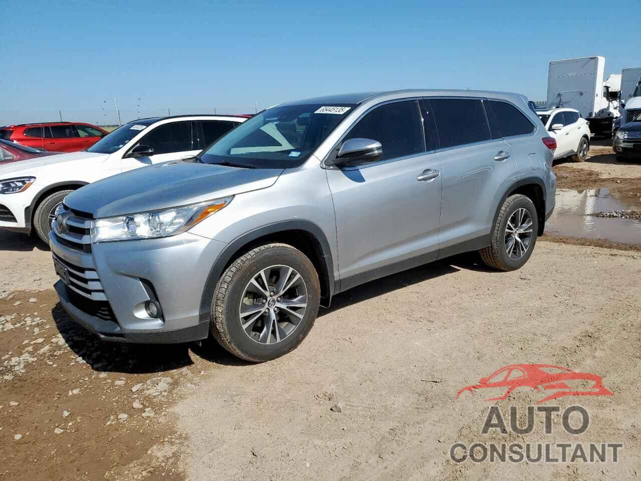 TOYOTA HIGHLANDER 2019 - 5TDBZRFHXKS976772