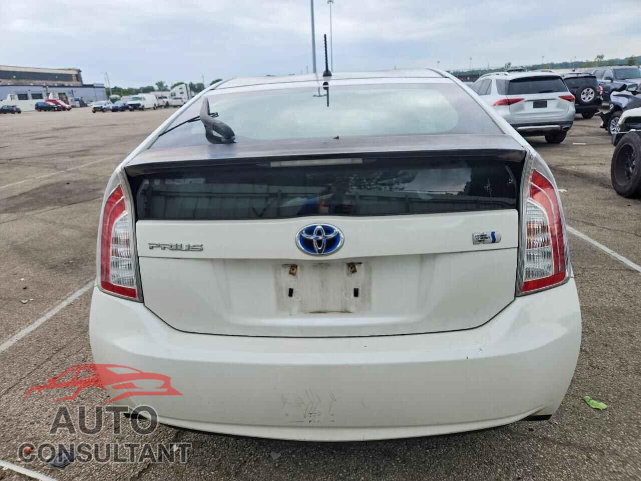 TOYOTA PRIUS 2014 - JTDKN3DU4E0357861