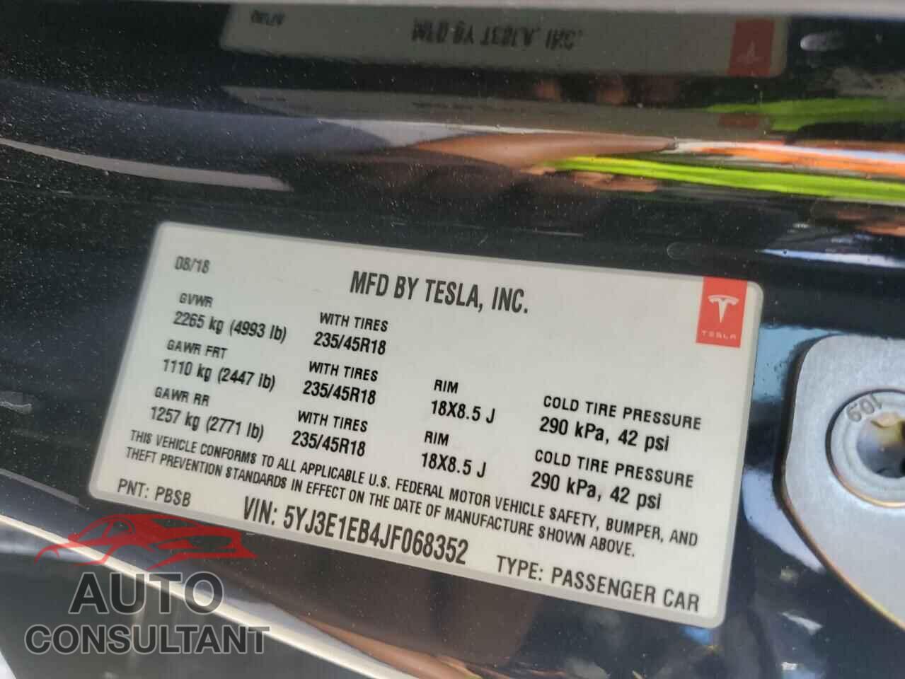 TESLA MODEL 3 2018 - 5YJ3E1EB4JF068352