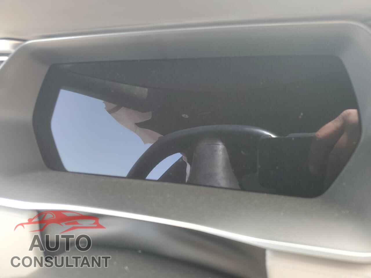 TESLA MODEL S 2015 - 5YJSA1V40FF097900