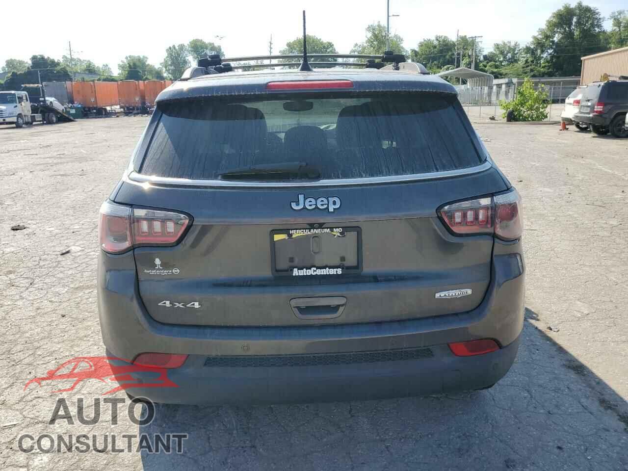 JEEP COMPASS 2017 - 3C4NJDBB4HT656015