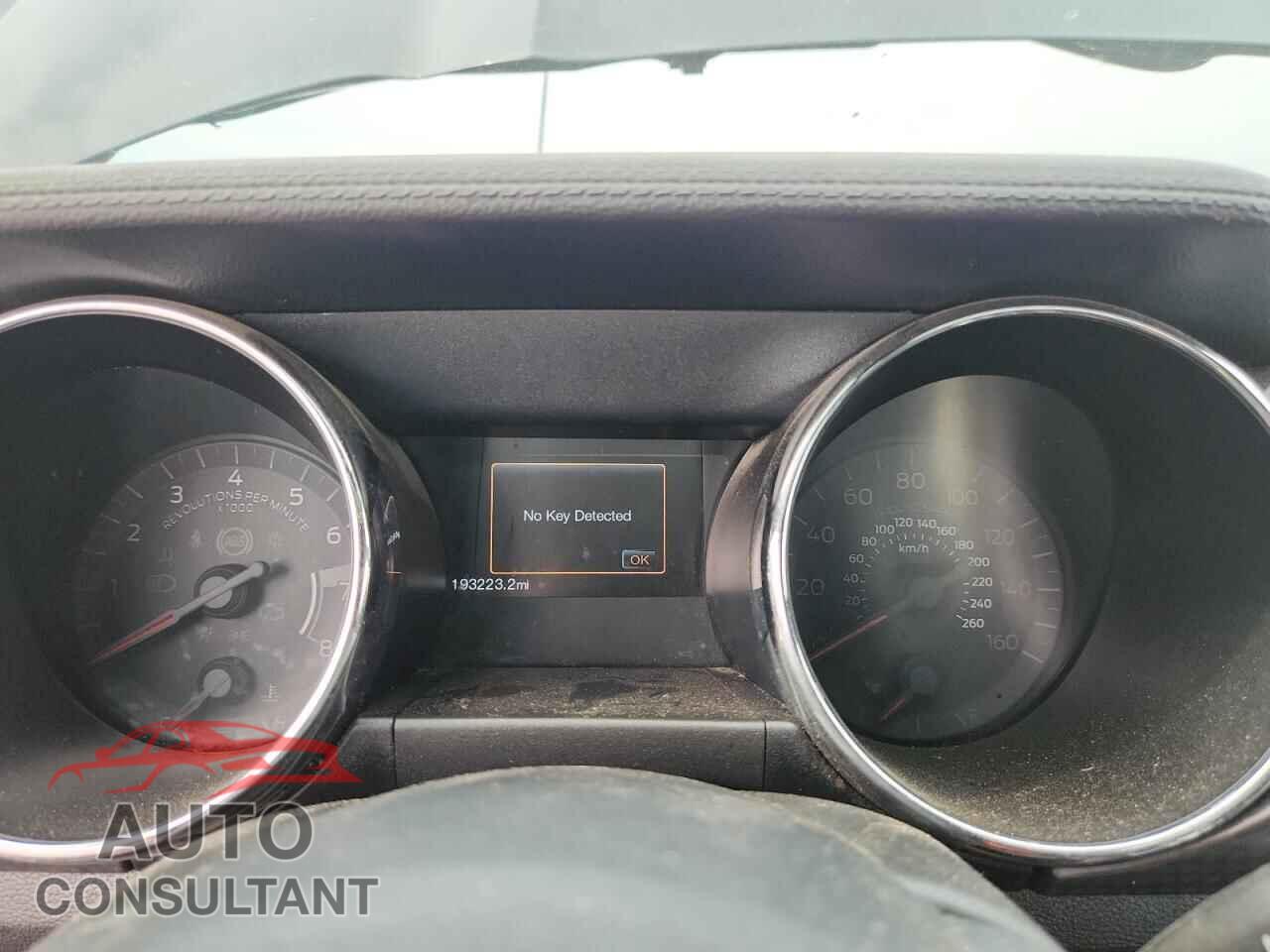 FORD MUSTANG 2017 - 1FA6P8CF1H5256172