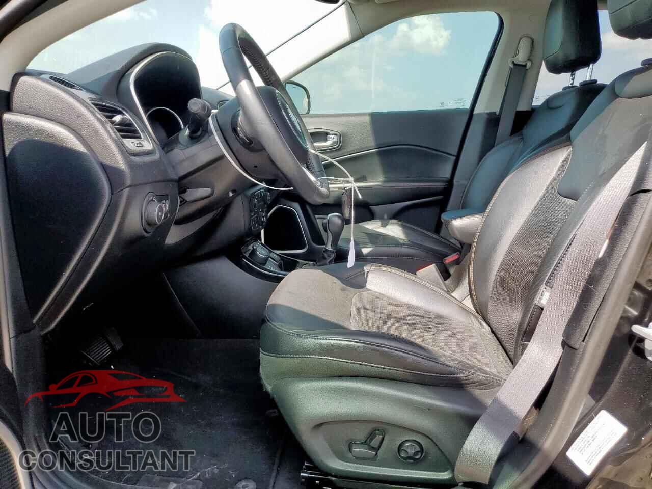 JEEP COMPASS 2017 - 3C4NJDCB2HT603019