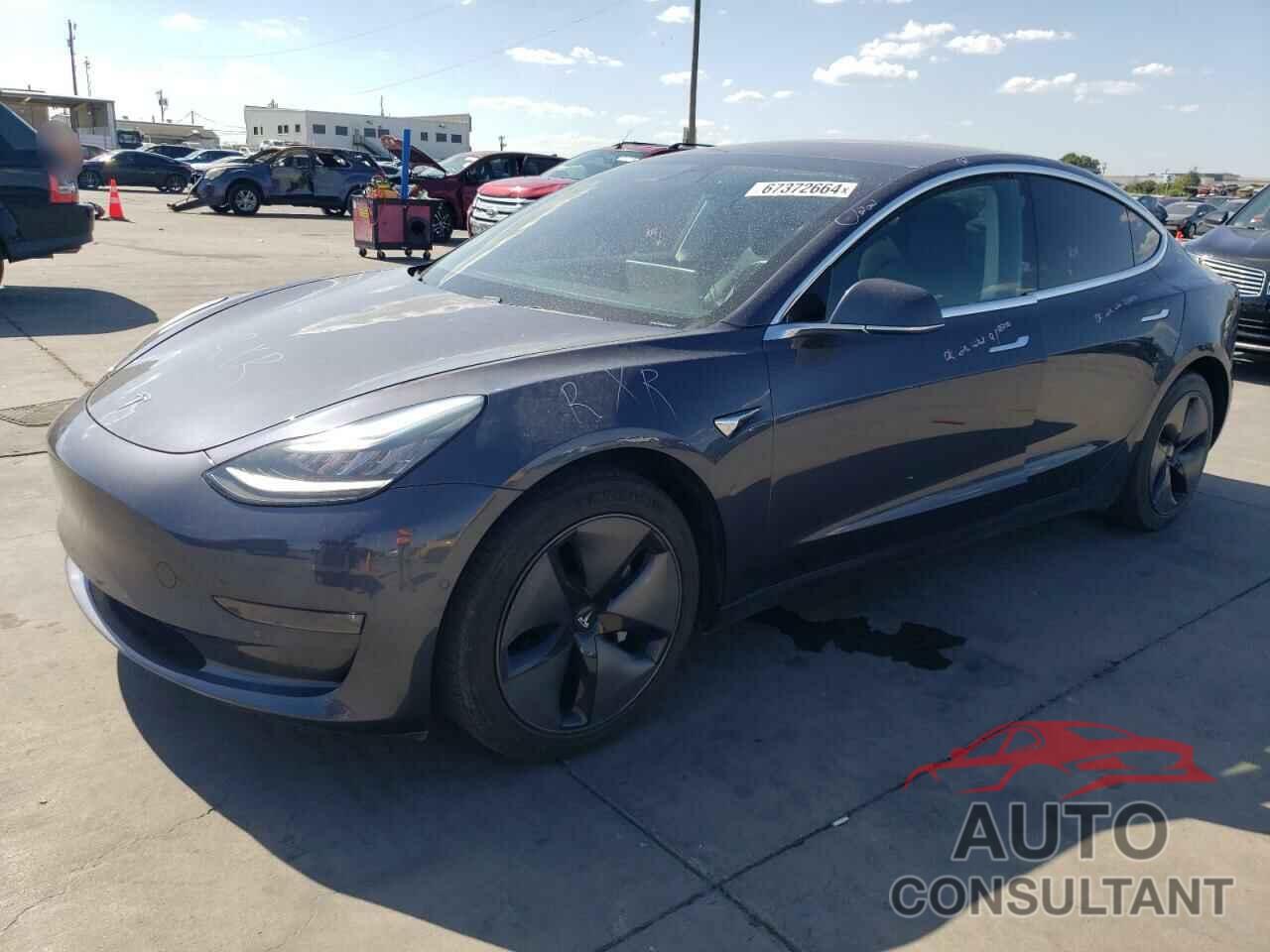 TESLA MODEL 3 2018 - 5YJ3E1EA2JF158767