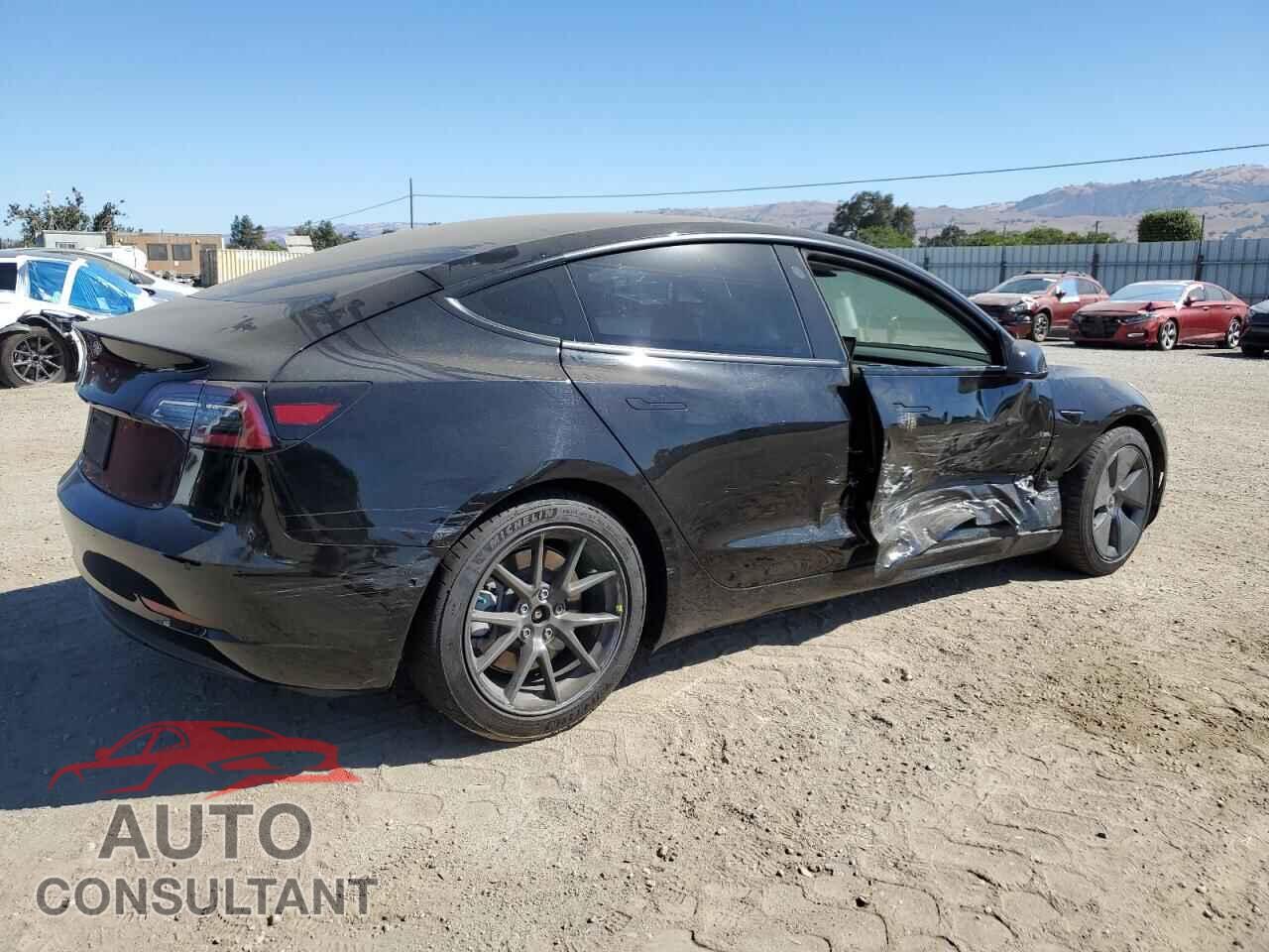 TESLA MODEL 3 2021 - 5YJ3E1EA1MF001946